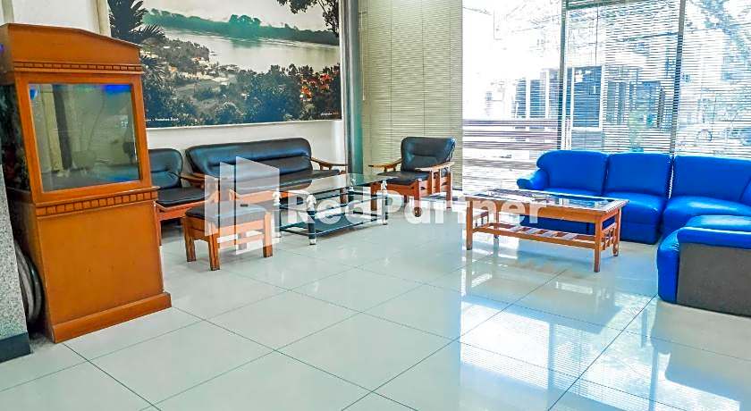 Grand Kembar Hotel Mitra RedDoorz