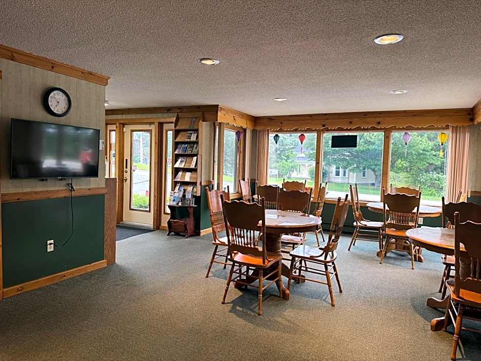 New Age Inn - Voyageur