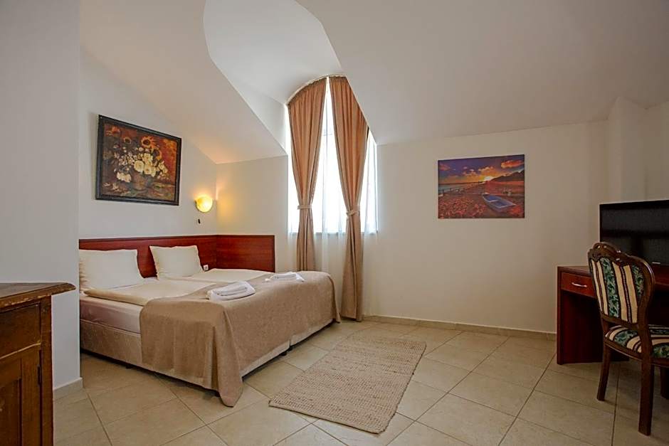 Hotel CENTRAL Balchik