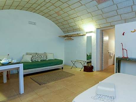 Triple Room with Patio