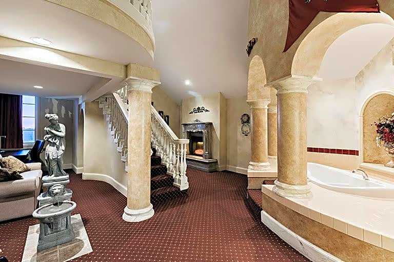 Chateau Avalon