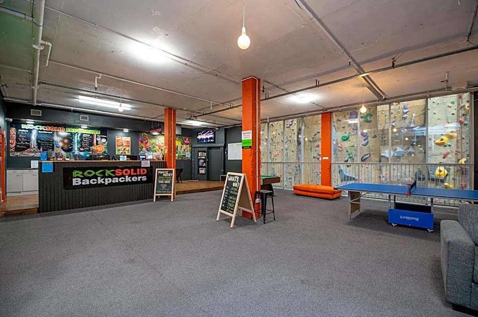 Rock Solid Backpackers Rotorua