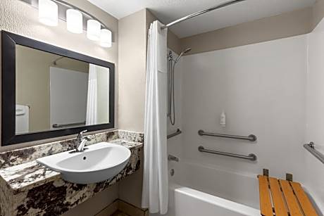 Days Inn by Wyndham Charleston WV