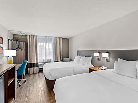 Standard Queen Room with Two Queen Beds - Non-Smoking