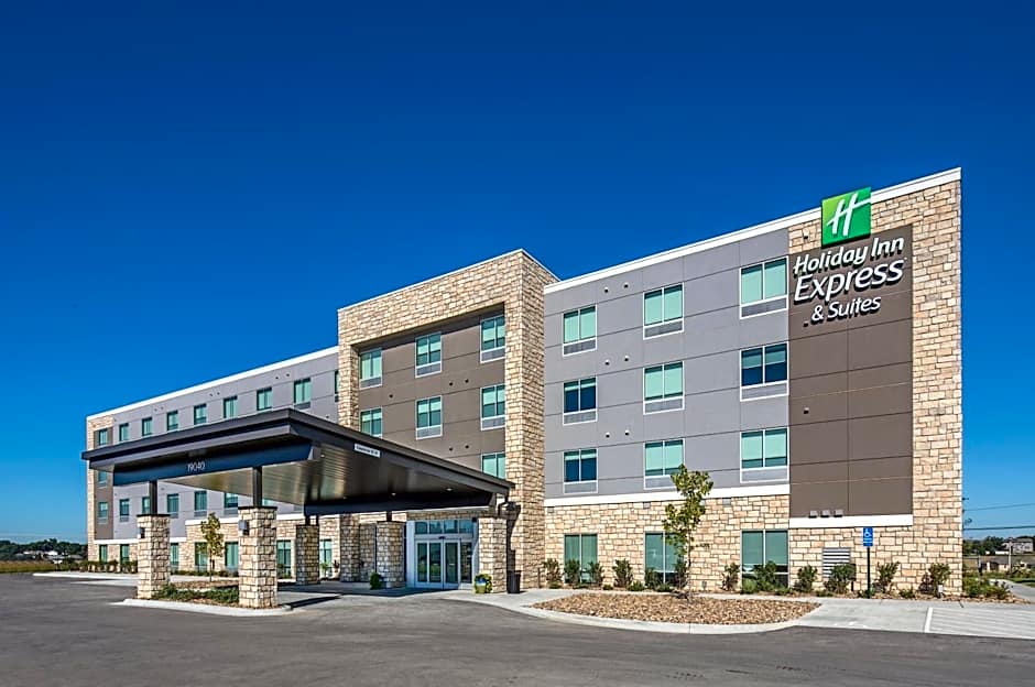 Holiday Inn Express And Suites West Omaha - Elkhorn By IHG