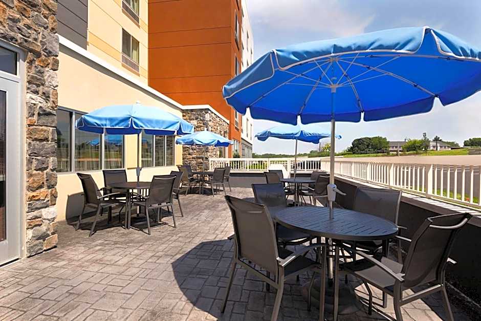 Fairfield Inn & Suites by Marriott Lancaster East at The Outlets