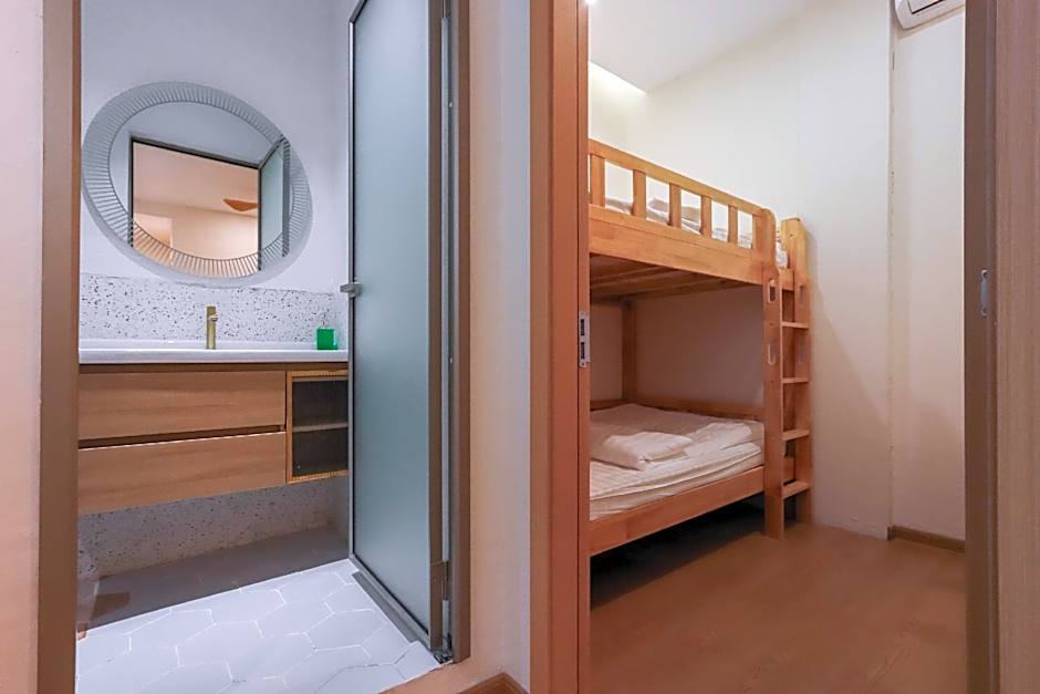 Casabella Homestay Batam