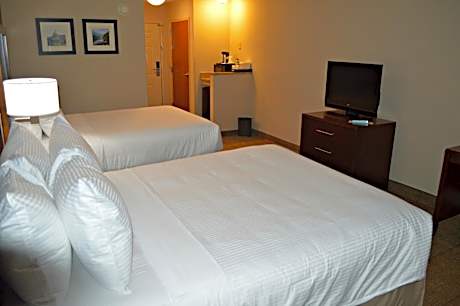 Queen Room with Two Queen Beds - Disability Access