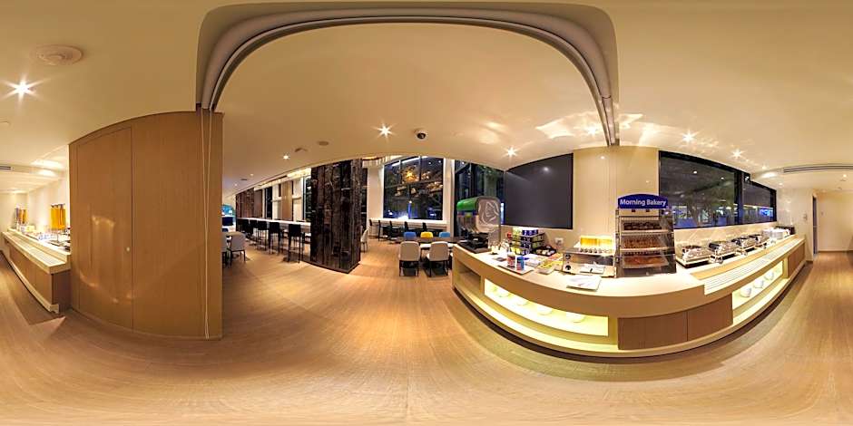 Holiday Inn Express Bangkok Sukhumvit 11 - Free Breakfast By IHG