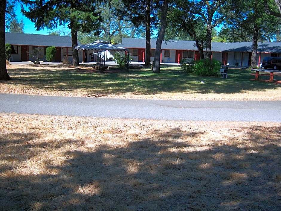 Shasta Dam Motel