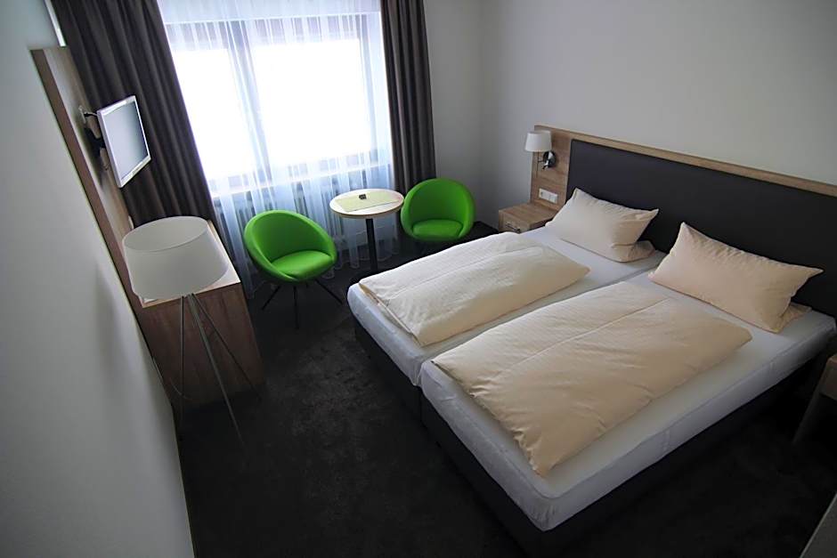 Hotel Sunny Side Up