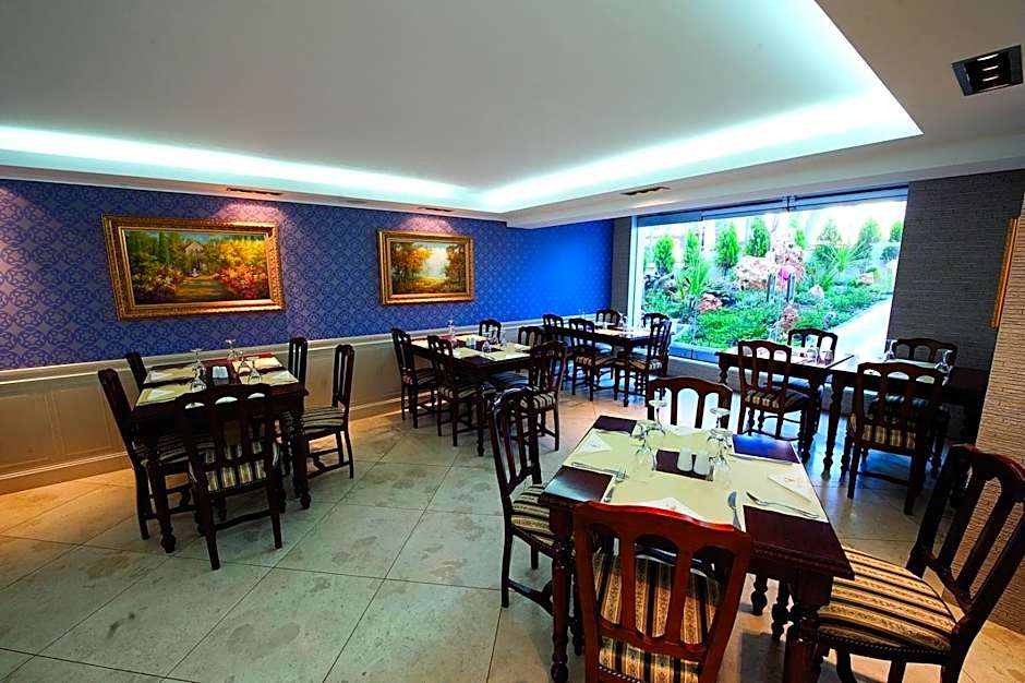 Elinotel Apolamare Hotel