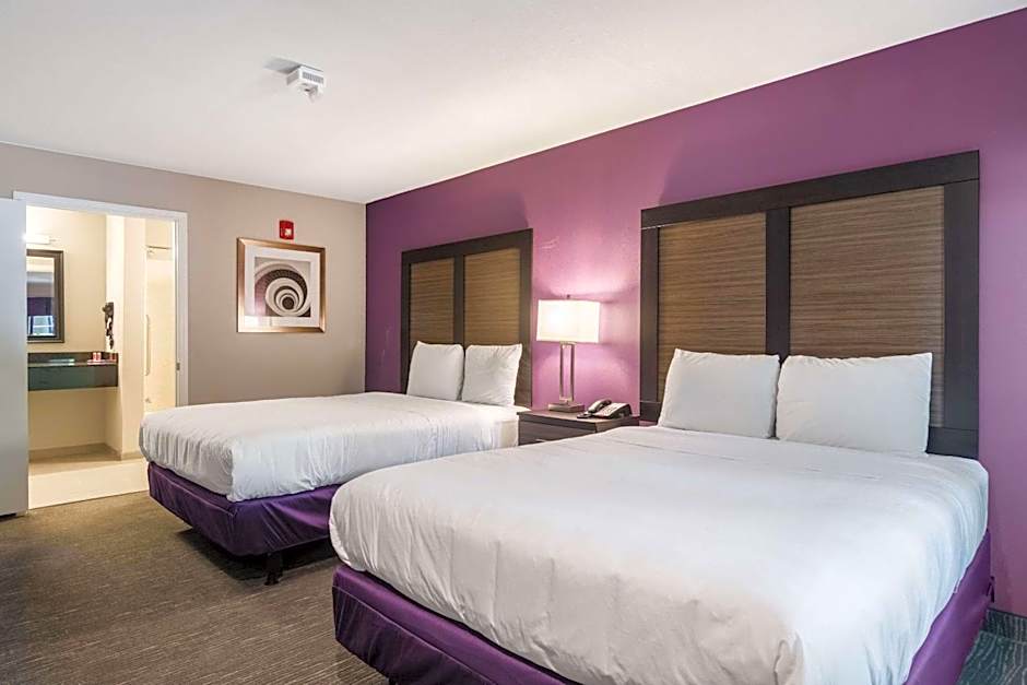 Econo Lodge Inn & Suites North Little Rock