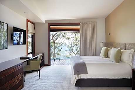 One-Bedroom Private Lodge with Private Outdoor Hot Tub