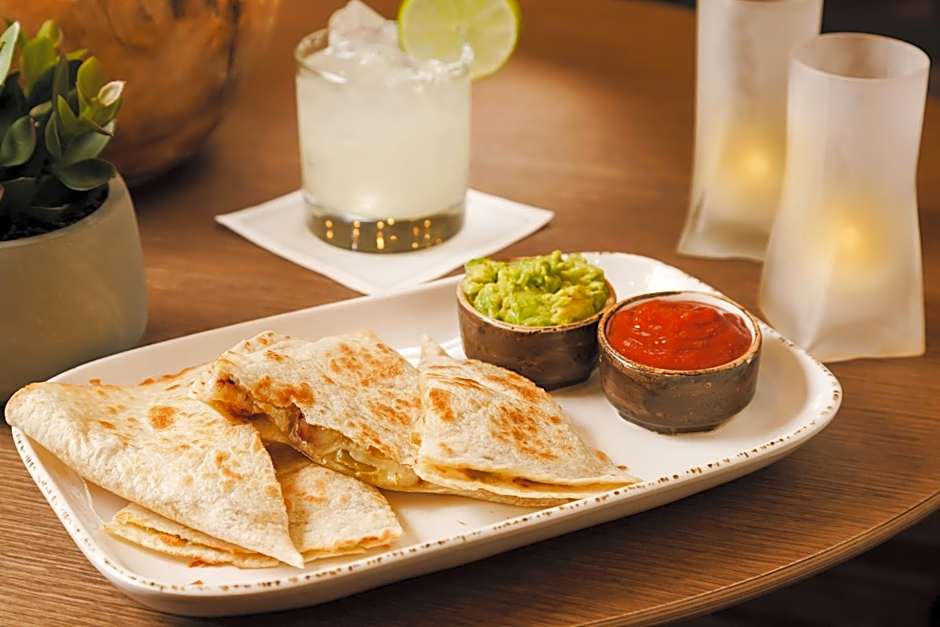 Courtyard by Marriott Dallas Lewisville