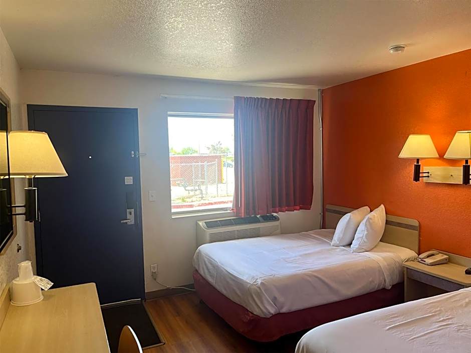 Motel 6 Fort Collins, CO