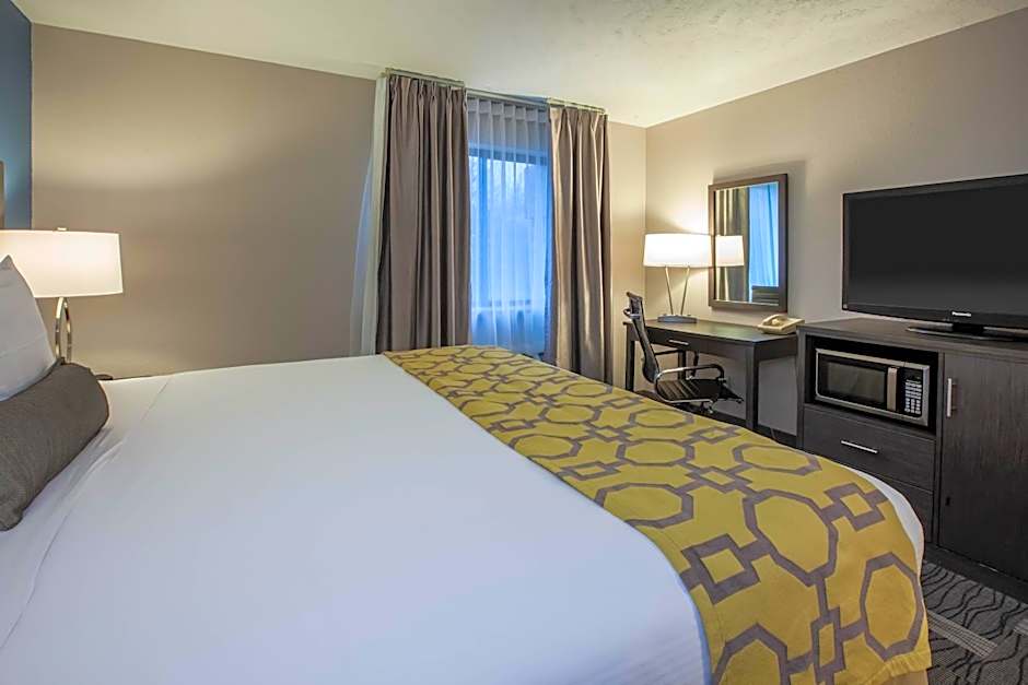 Baymont by Wyndham Traverse City