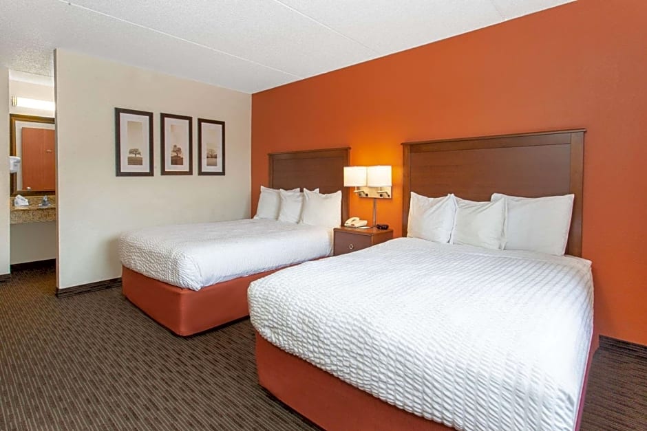 AmericInn by Wyndham Calumet