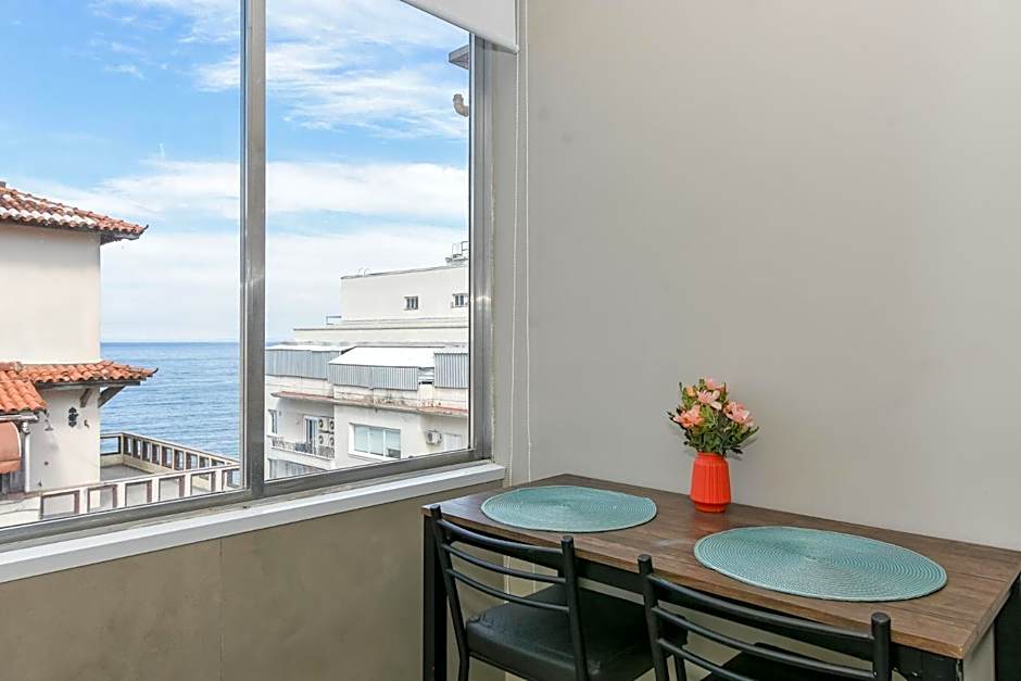 Luxo e Design Vista Mar no Posto 5 - Copacabana