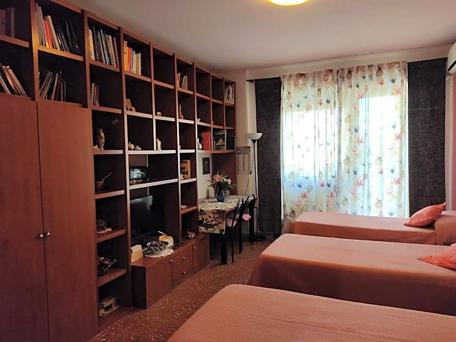 Cosmopolitan B&B