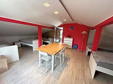 6-Bed Mixed Dormitory Room