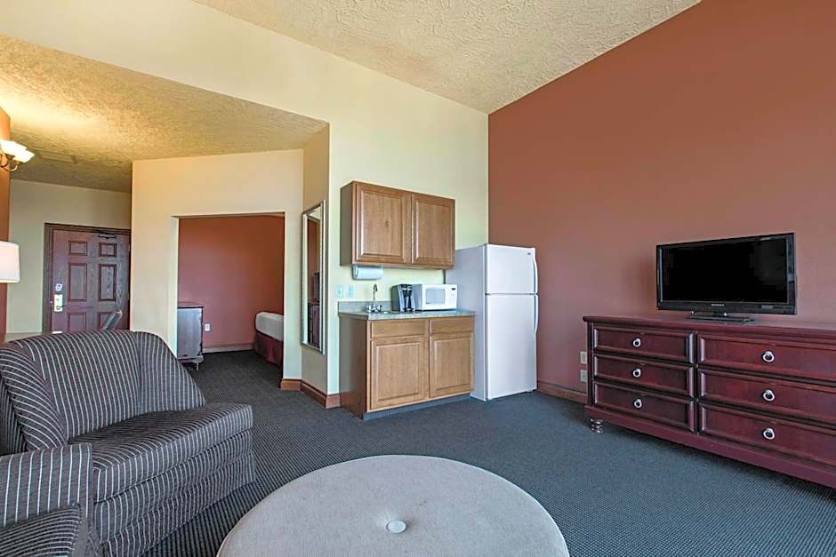 Shoreline Inn & Conference Center, Ascend Hotel Collection