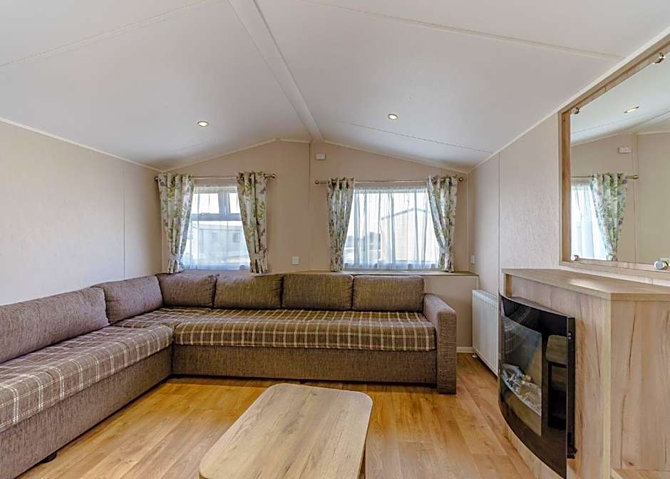 Riverside Holiday Village