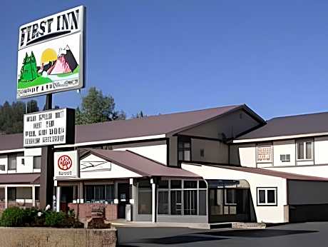 RiverWalk Inn
