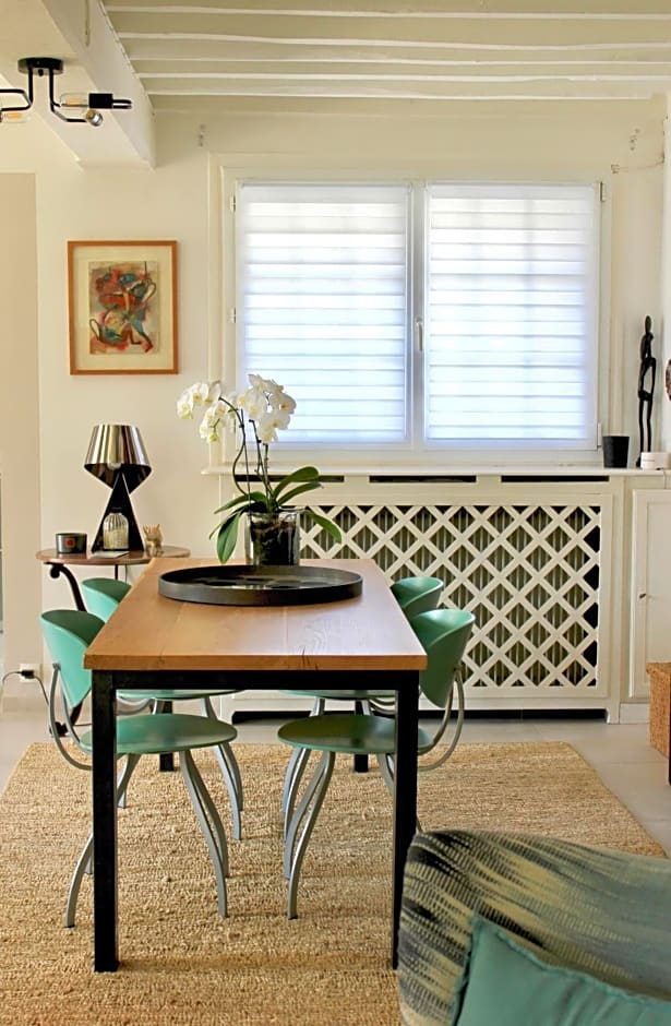 Le Chemin du Village