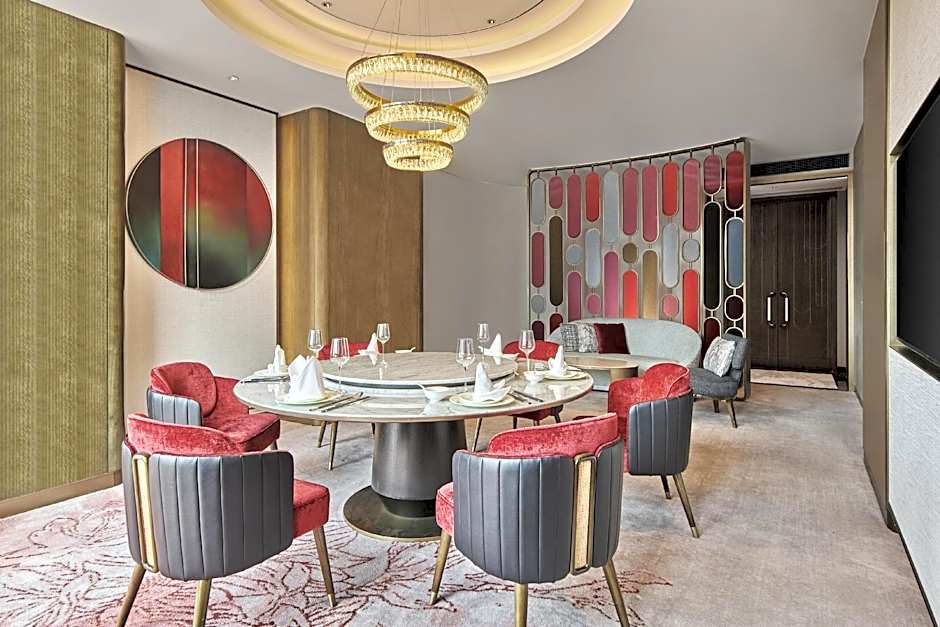 Hilton Yancheng
