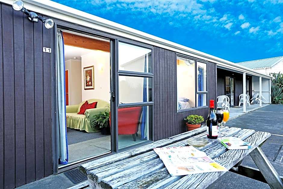 Waiuku Lodge Motel