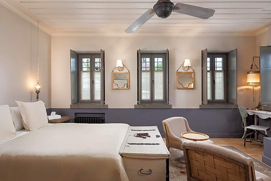 Apeiros Chora Hotel