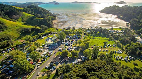 Coromandel Shelly Beach TOP 10 Holiday Park