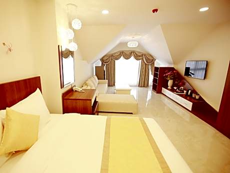 VIP Room with Jacuzzi