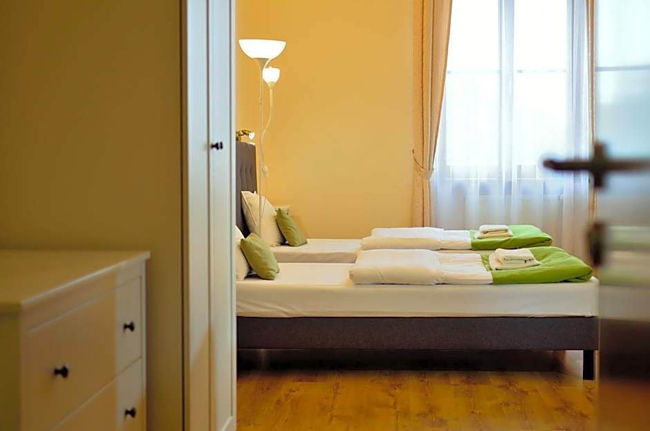 WenderEDU Business Center