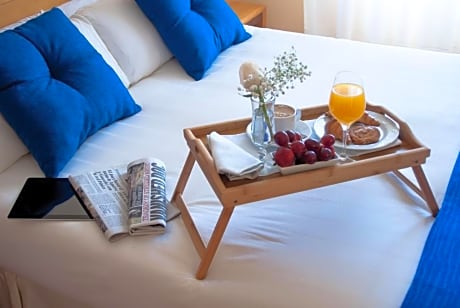 1 BEDROOM APARTMENT 3 ADULTS