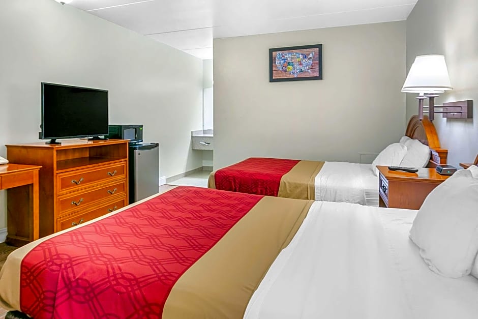 Econo Lodge Northeast