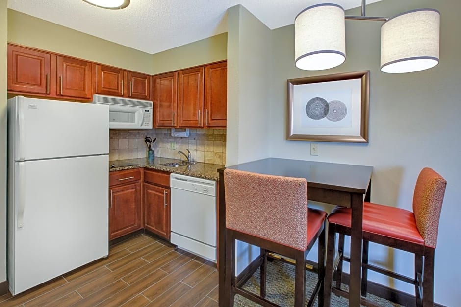 Staybridge Suites Louisville - East