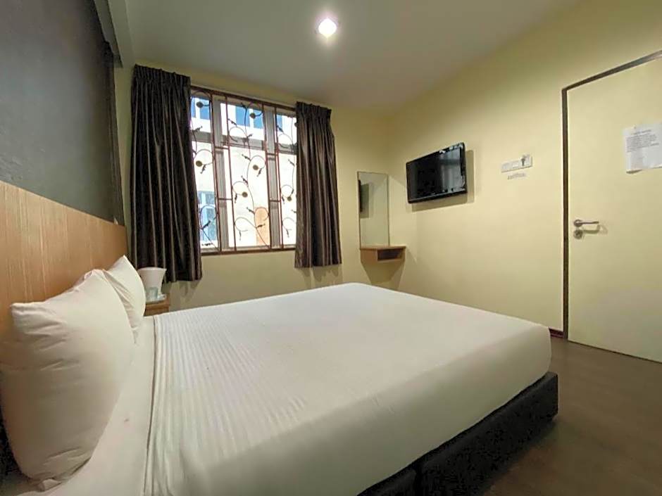 OYO 89752 7 DAYS EXPRESS HOTEL