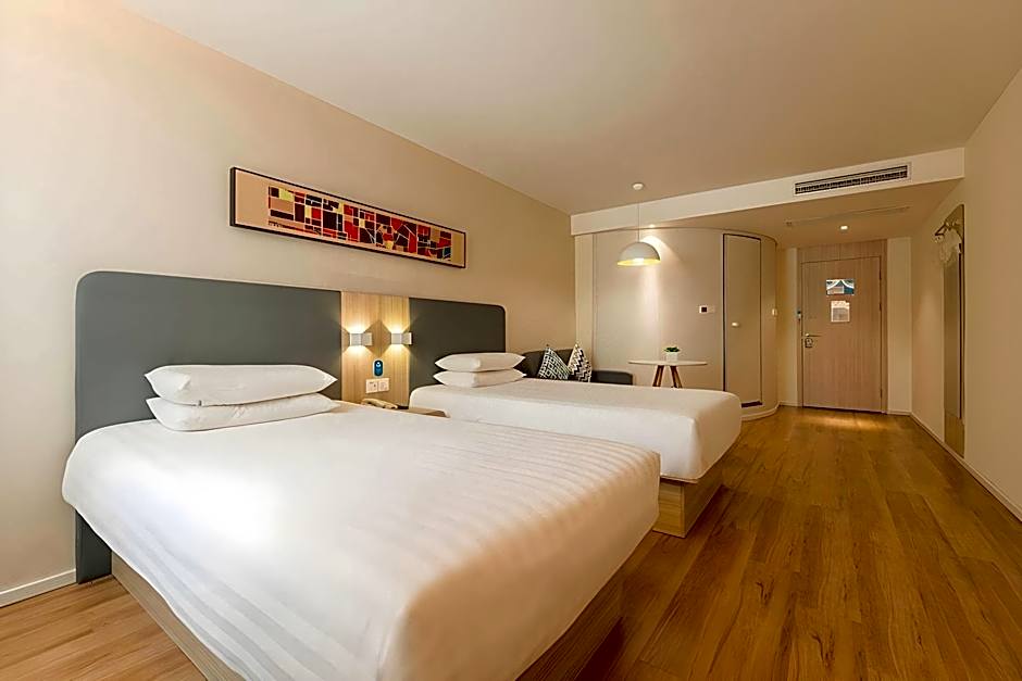 Hanting Hotel Changshu Wanda Plaza