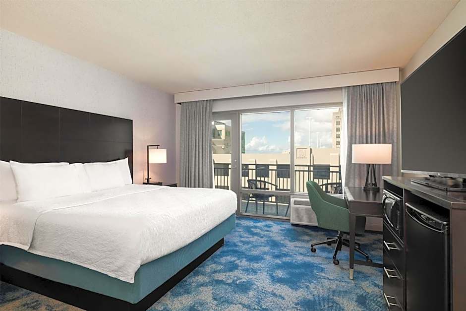 Hampton Inn By Hilton And Suites Baton Rouge