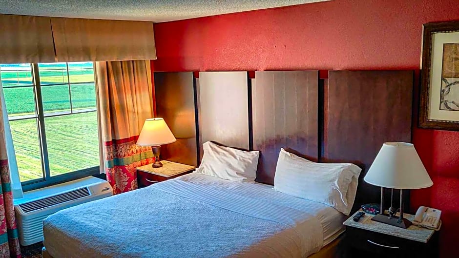 Studio 6 Owatonna, Mn - Near Medical Center