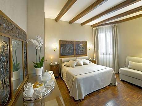 Superior Double Room with Extra Bed