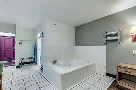 2 Queen Beds Suite Nonsmoking