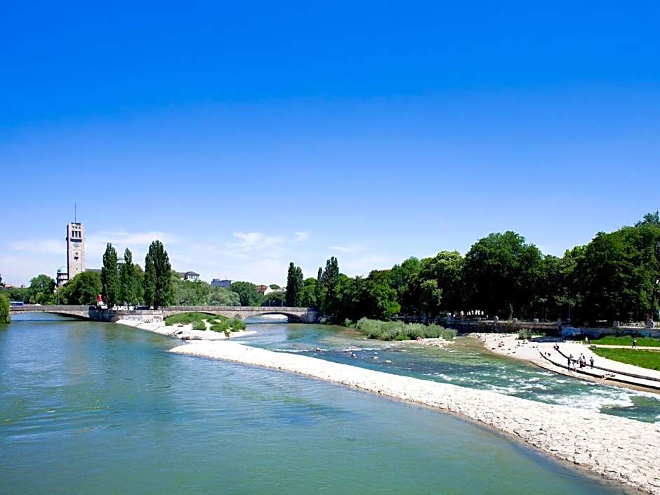 The Flushing Meadows Hotel