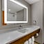 Holiday Inn Express Breezewood By IHG