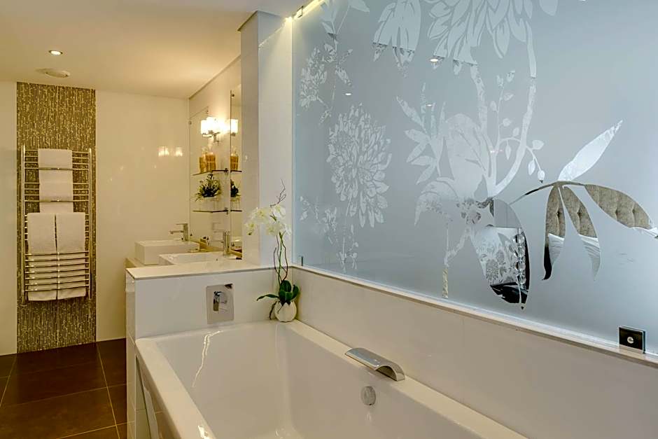 Protea Hotel by Marriott Knysna Quays