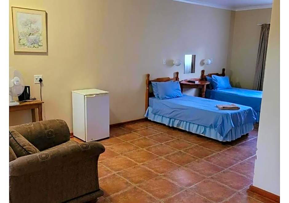 Foto 1 dari 4 — Standard 2 Beds