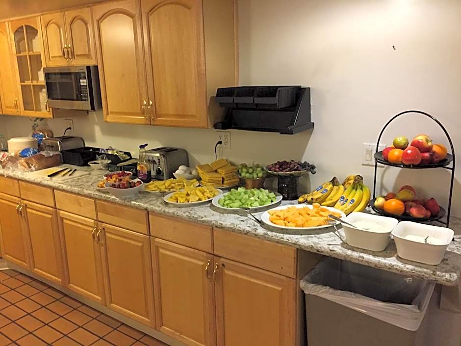 St Moritz Lodge and Condominiums