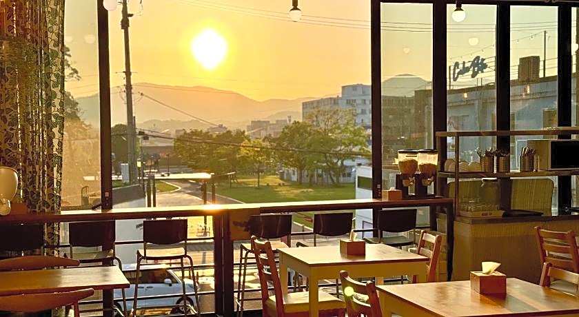 Gyeongju BongwhangMansion